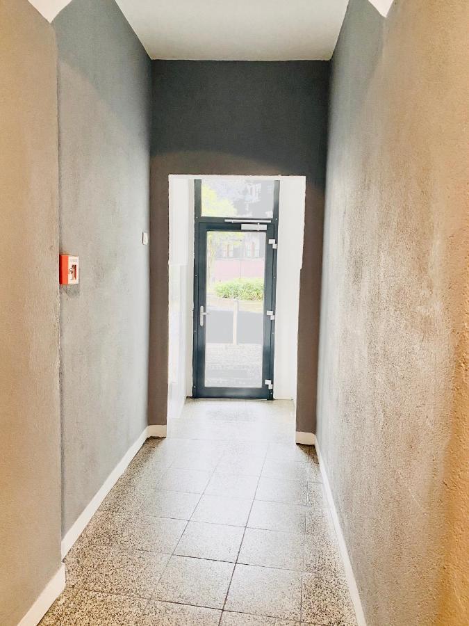 Tm Aparts Dortmund Zewnętrze zdjęcie Entrance to the house
