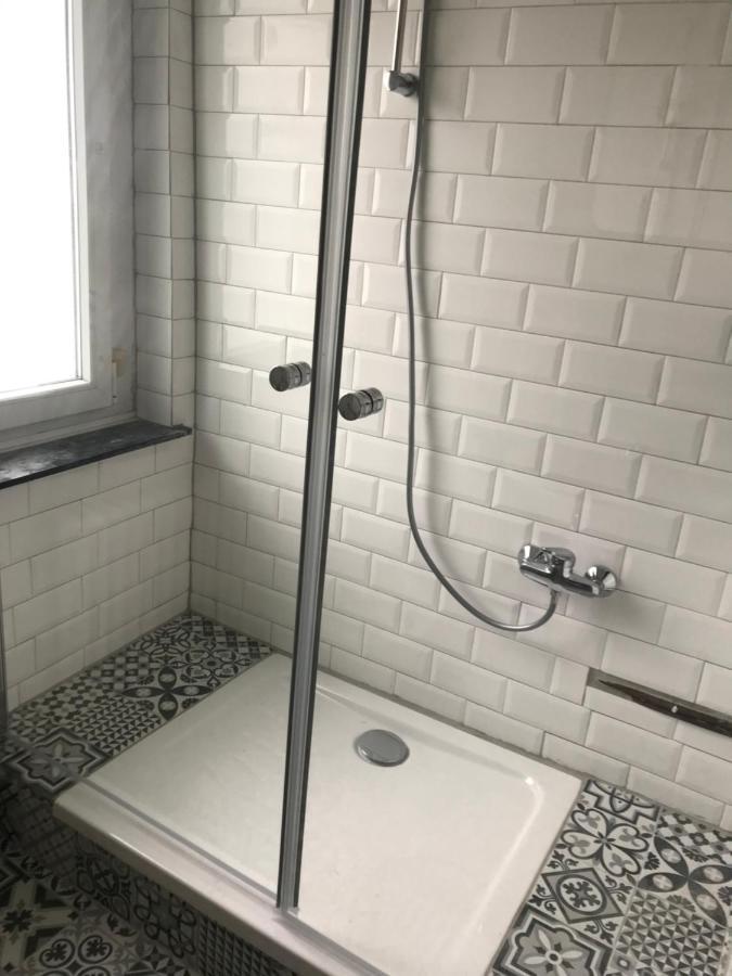 Tm Aparts Dortmund Zewnętrze zdjęcie A shower